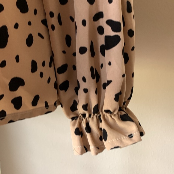 SHEIN Cheetah Blouse - Picture 3 of 6